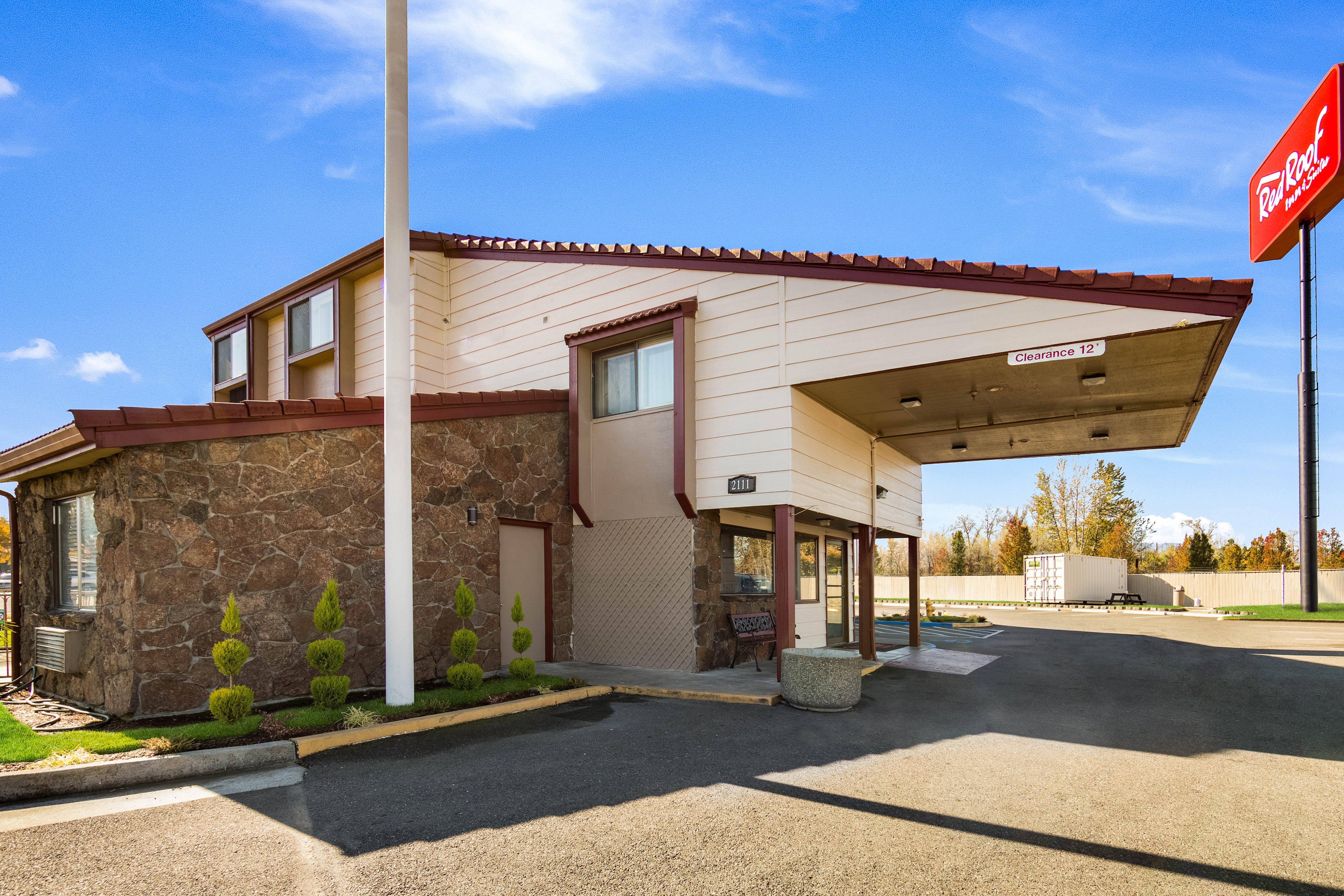 Ramada By Wyndham Medford Airport North Μοτέλ Εξωτερικό φωτογραφία