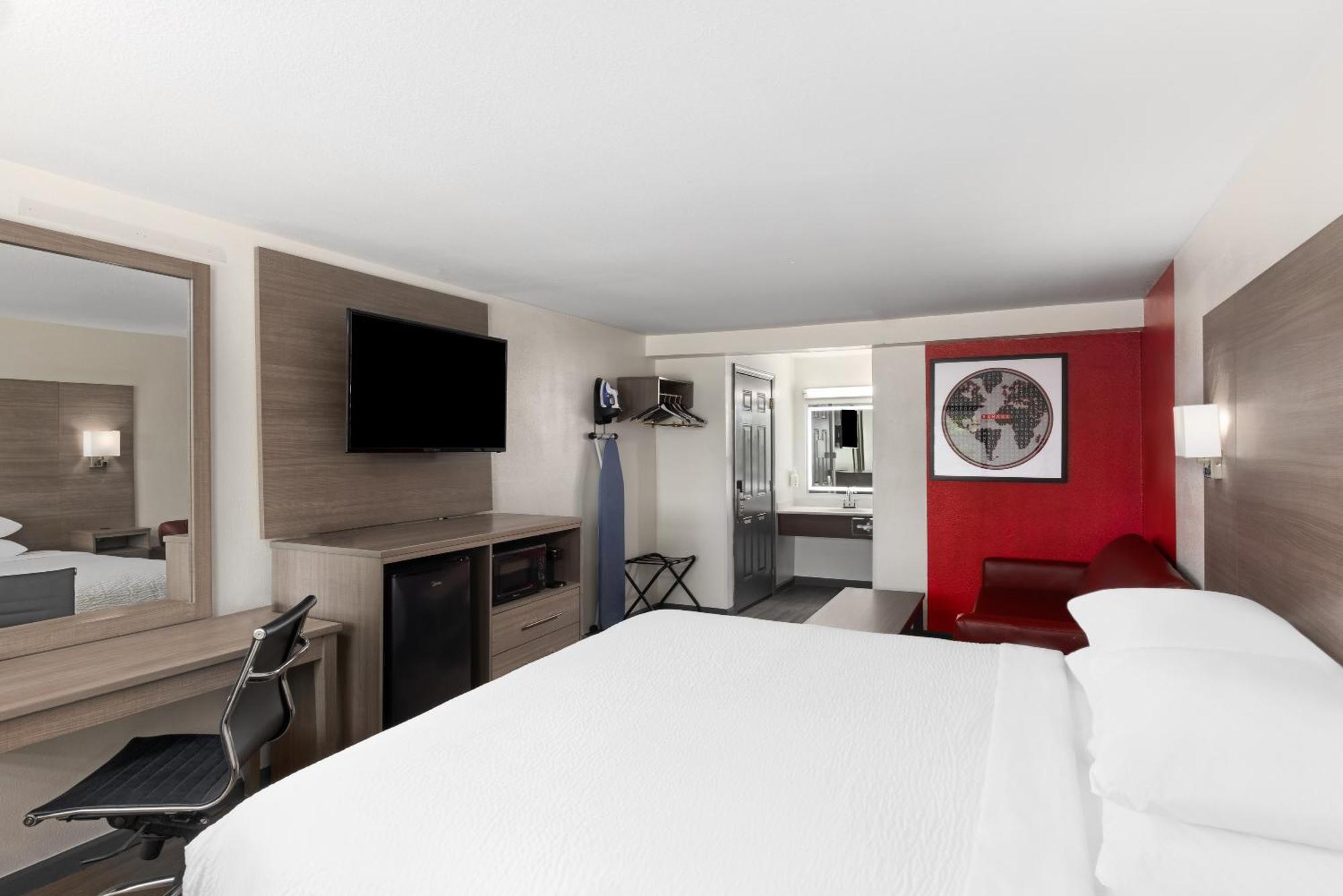 Ramada By Wyndham Medford Airport North Μοτέλ Εξωτερικό φωτογραφία