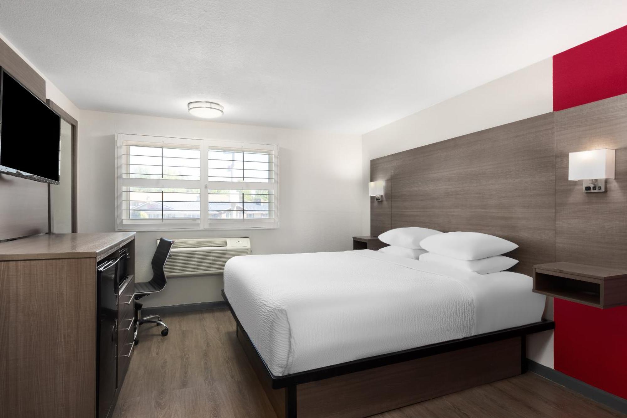 Ramada By Wyndham Medford Airport North Μοτέλ Εξωτερικό φωτογραφία