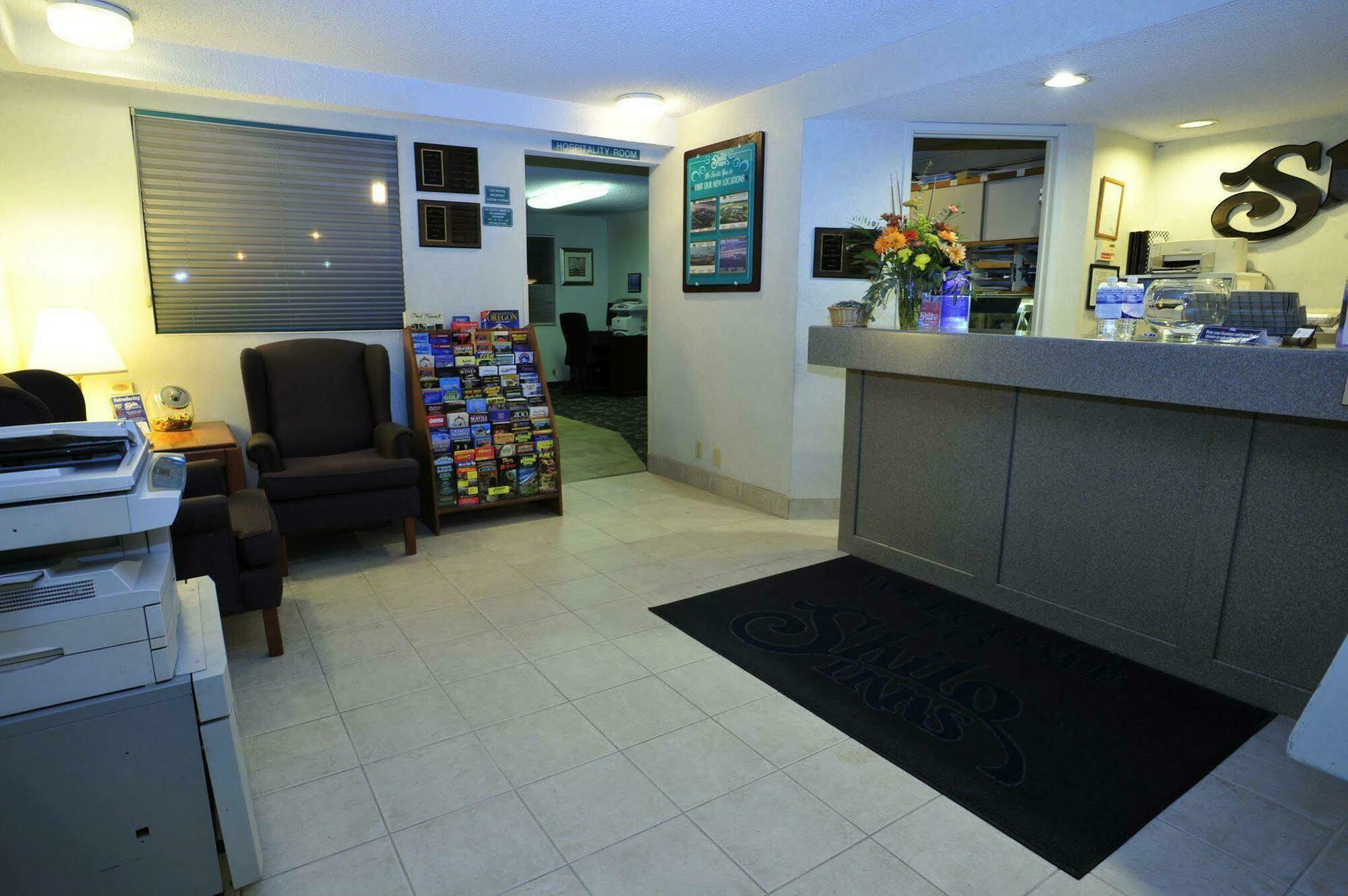 Ramada By Wyndham Medford Airport North Μοτέλ Εσωτερικό φωτογραφία