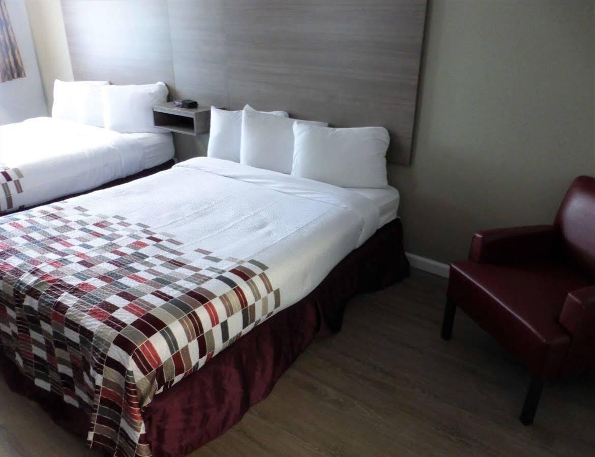Ramada By Wyndham Medford Airport North Μοτέλ Εξωτερικό φωτογραφία